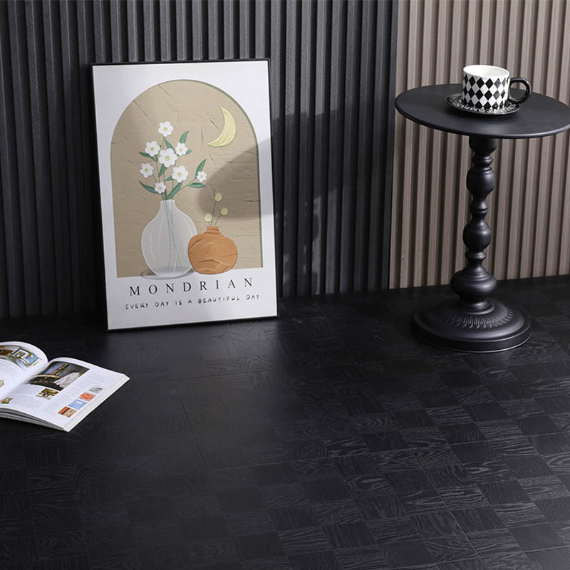 Piso laminado cuadrado de roble negro